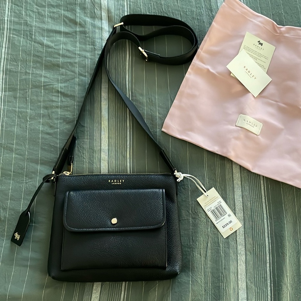 Radley London Selby Crescent Mini Zip Crossbody